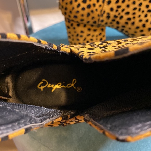 Qupid suede Leopard print pointed heeled boots🐆 - Picture 7 of 8